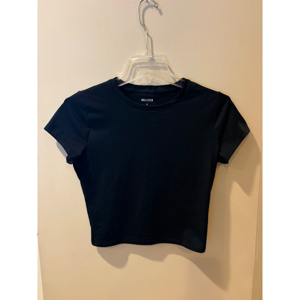 Hollister Womens Black Short Sleeve Baby Tee Crop Top Size Medium Slim Fit Crew